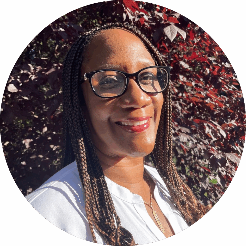 Headshot of Dr. Dionne Thorne